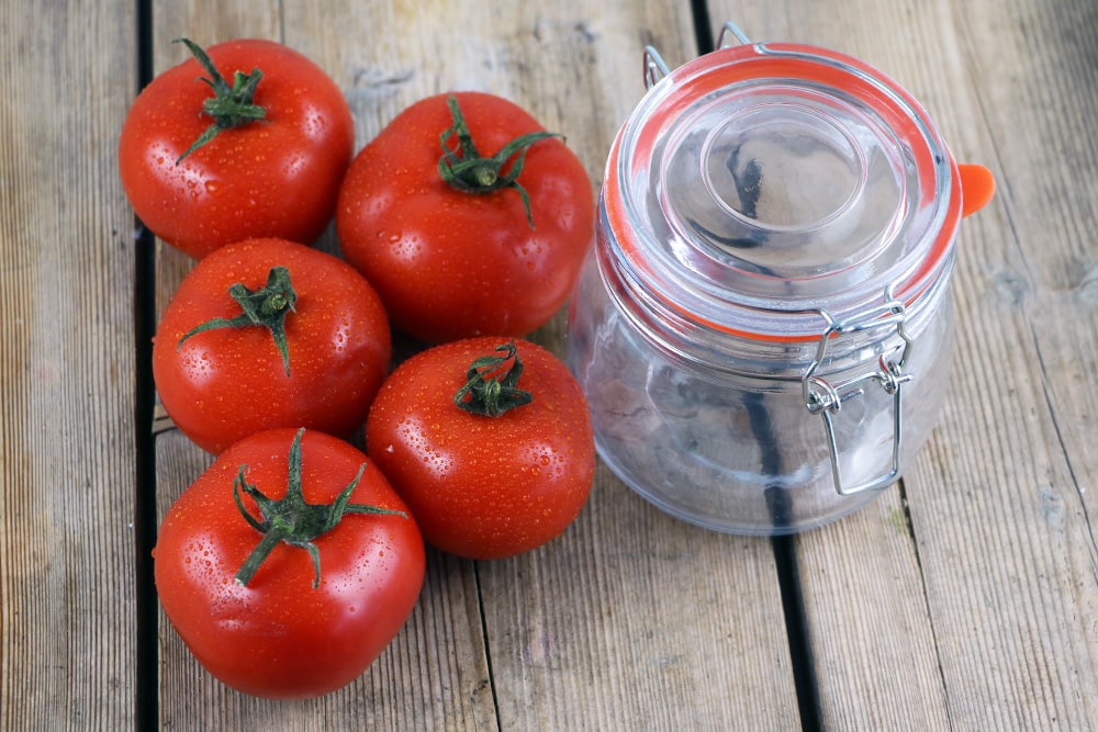 Tomaten im Einweckglas nachreifen lassen
