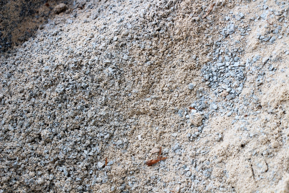 Terrassenplatten verlegen auf Sand, Kies und Erde