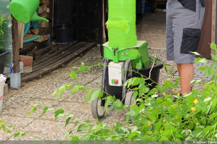 Gartenabfälle und Heckenschnitt häckseln welcher Häcksler ist