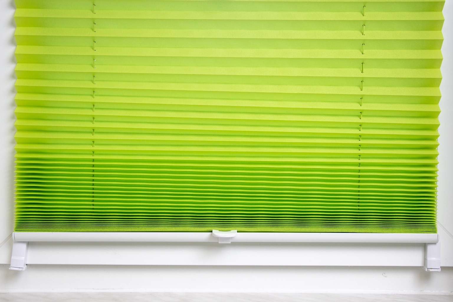 Klebereste vom Fenster entfernen so geht